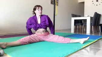 Morning hips and core #6