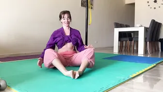 Morning hips and core #7