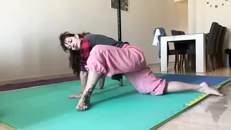 Morning stretch and flex #6