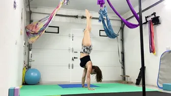 Handstands training #8