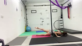 Beginner pole flow I taught this morning #9