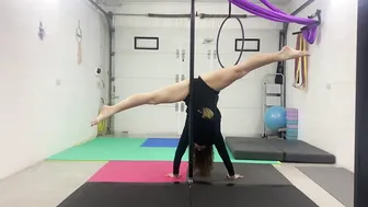 Handstand play #3