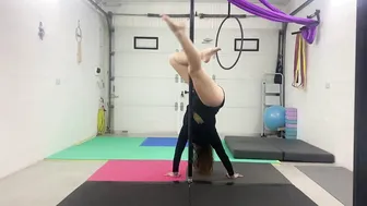 Handstand play #5