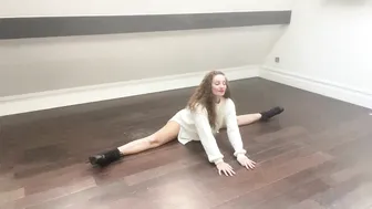 Middle splits stretching №2 #6