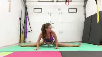 Middle splits training №3 #4