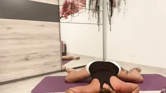 Sunday night splits stretching #4