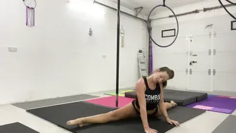 Split stretching #3