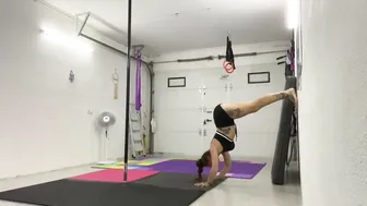 Learning the handstand push up #6