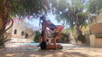 Doubles Acro yoga #2