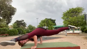 Windy yoga №2