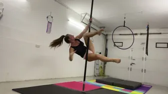 Easter pole training