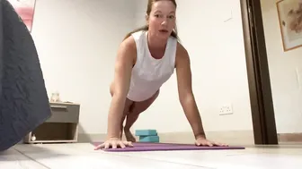 Morning stretches and exercises / Yoga #7