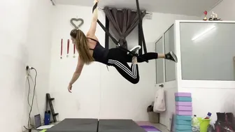 Bottom leg split #6