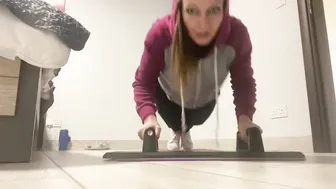 Testing this press up board #2