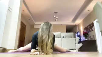 Frog and middle splits #2