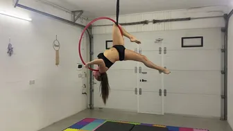 Aerial hoop play №4