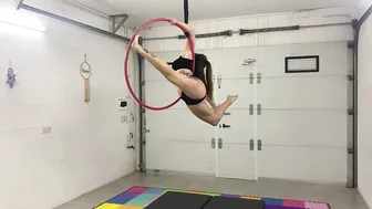 Aerial Hoop split #6