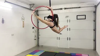 Aerial Hoop split #7