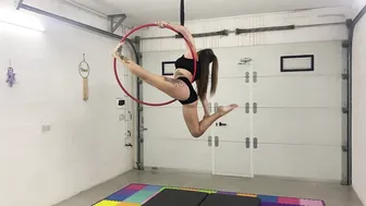 Aerial Hoop split #9