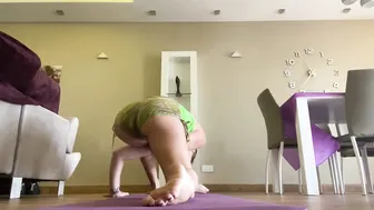 MY FLYING SPLITS TIPS ♥️♥️ / hand balance / yoga / flexibility #10