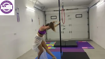 Pole dance