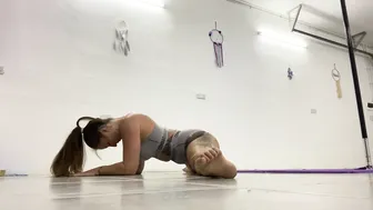 Middle splits stretching №5 #8