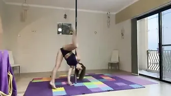 Pole handstand #4