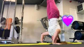 Tripod headstand