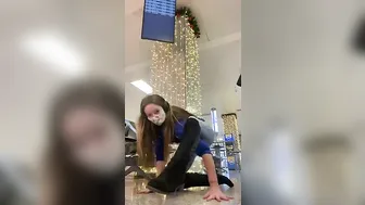 Airport yoga #5