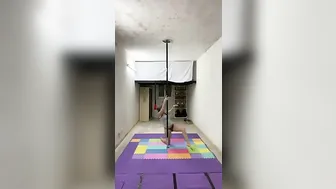 Short pole play and splits #8