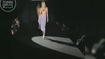 LA PERLA Momi Milan Spring 2002 - 4K Remaster #9