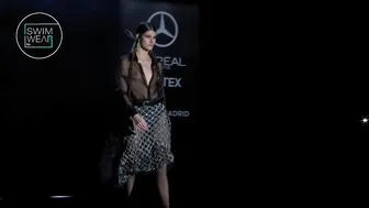 MERCEDES BENZ FASHION WEEK Madrid Fall 2024 - 4K Saturday Selection #4