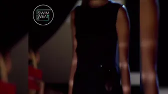 GIANFRANCO FERRÉ Milan Spring 1997 - 4K Remaster #10