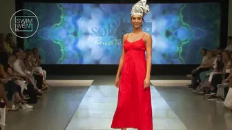 SOLOSOLE Florence Maredamare 2015 - Full Show #10