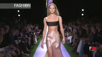 CANDICE SWANEPOEL Model Spring 2020 - Fashion Channel #9