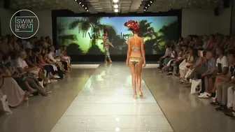 VACANZE ITALIANE Florence Maredamare 2015 - Full Show #8