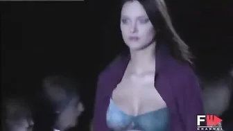 LA PERLA Momi Fall Winter 2001 2002 Milan - Swimwear & Underwear #7