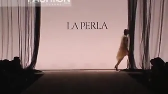 LA PERLA Autumn Winter 2003 2004 Milan - Swimwear & Underwear #5