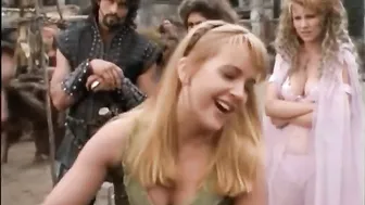 Implied Nudity - Xena S3E10 #9