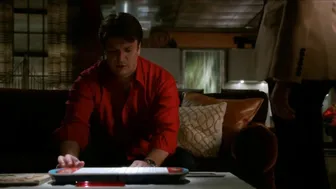 Implied Nudity - Castle S6E21 #3