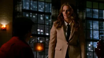 Implied Nudity - Castle S6E21 #5