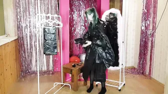 From Trash to Treasure: Stunning Garbage Bag Dress Transformation! #9