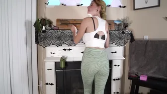 TIGHT Leggings Try On | EtherealLoveBug #10