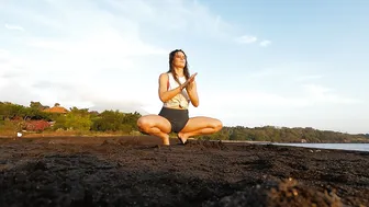 Malasana Squat with the Sunrise at the Beach in Bali - If You Wanna Fly #5