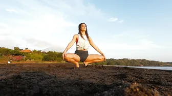 Malasana Squat with the Sunrise at the Beach in Bali - If You Wanna Fly #9