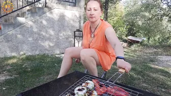 Cooling show. Vegetables on fire. BBQ. Cooking in a mountain village. Mila naturist. #7