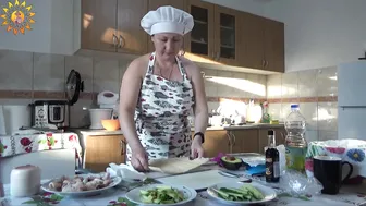 I am learning how to make sushi and rolls. How to make big rolls. Mila naturist. Kitchen. #5