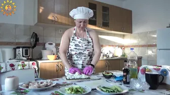 I am learning how to make sushi and rolls. How to make big rolls. Mila naturist. Kitchen. #6