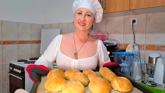 These buns are the most delicious. Hamburger buns. Burger buns recipe. Mila naturist. Kitchen.