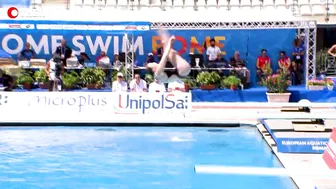 Incredible Women's 1m Inward Dives #6